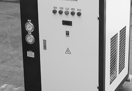 工業(yè)冷水機過熱會產生哪些危害？